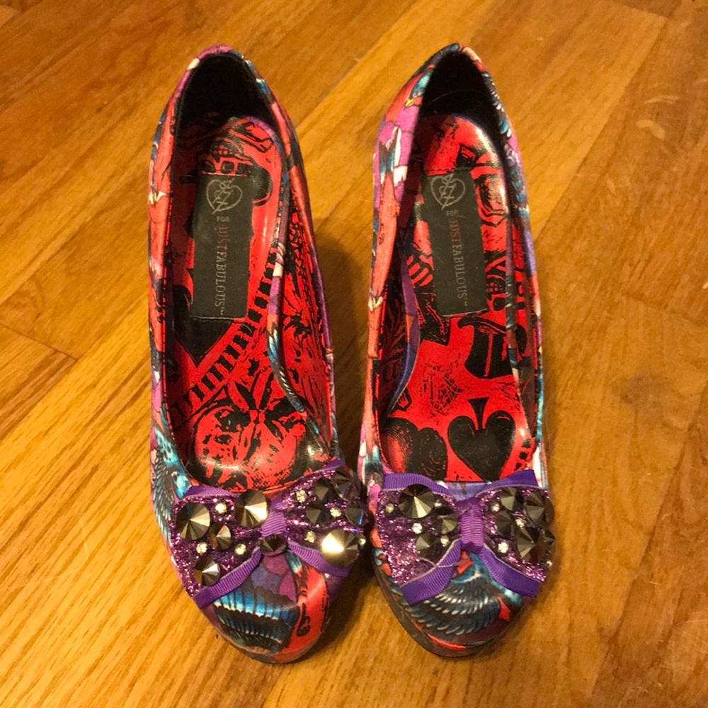 Size 7 Just Fab high heels